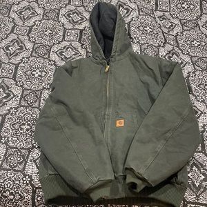 Lightly used Carhartt jacket XXL